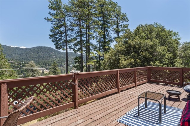 Detail Gallery Image 25 of 35 For 24339 Wabern Dr, Crestline,  CA 92325 - 3 Beds | 3 Baths