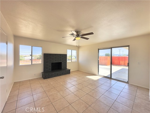 15967 Culver Road, Victorville CA: https://media.crmls.org/medias/0721191b-2226-4d07-bb3c-8747bcb8774b.jpg