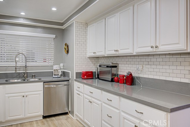 Detail Gallery Image 18 of 30 For 5350 Algarrobo #B,  Laguna Woods,  CA 92637 - 2 Beds | 2 Baths