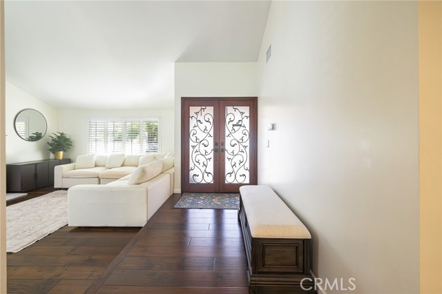 Detail Gallery Image 8 of 19 For 12700 Oakthorn, La Mirada,  CA 90638 - 3 Beds | 2 Baths