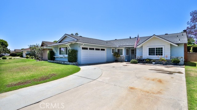 Detail Gallery Image 1 of 25 For 17819 Bay St, Fountain Valley,  CA 92708 - 4 Beds | 2/1 Baths