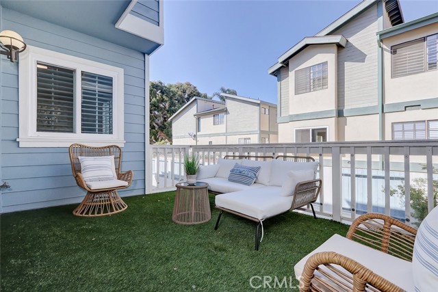 714 Broadway, Redondo Beach, California 90277, 3 Bedrooms Bedrooms, ,2 BathroomsBathrooms,Residential,Sold,Broadway,SB21207650