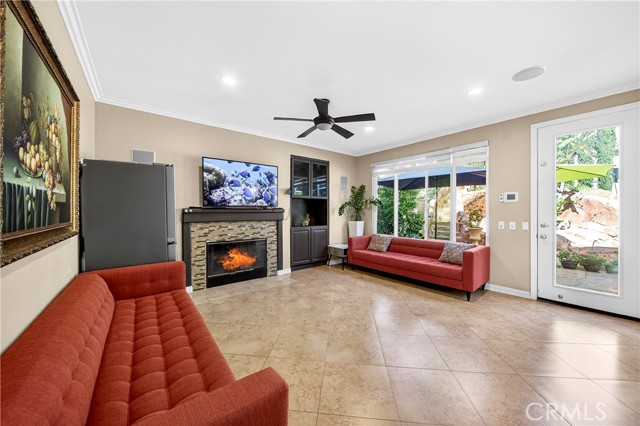 Detail Gallery Image 13 of 45 For 16317 Glen Alder Ct, La Mirada,  CA 90638 - 5 Beds | 3 Baths