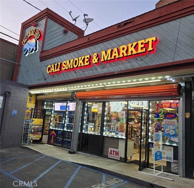 3559 W 3rd Street, Los Angeles CA: https://media.crmls.org/medias/07238ab2-4621-4225-b7fc-6d363fad50ea.jpg