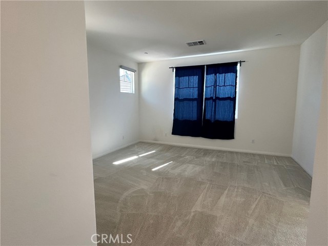 Detail Gallery Image 12 of 23 For 687 S Clementine Ln, Rialto,  CA 92376 - 4 Beds | 2/1 Baths