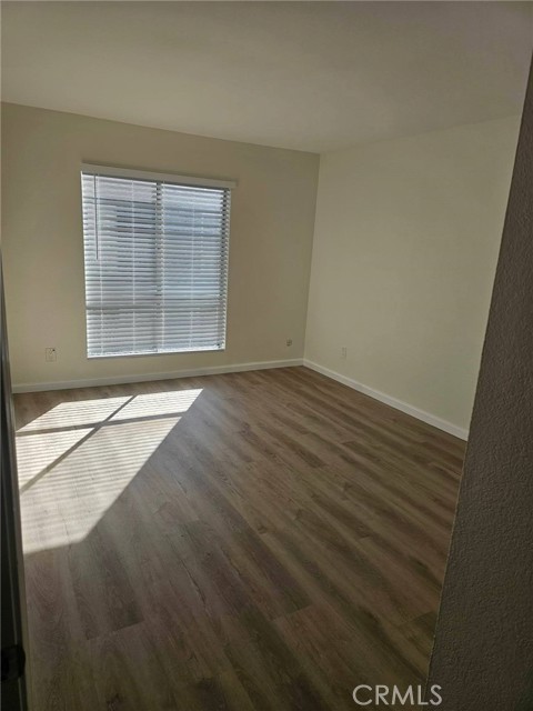 Detail Gallery Image 8 of 17 For 2871 S Fairview St #D,  Santa Ana,  CA 92704 - 2 Beds | 2 Baths