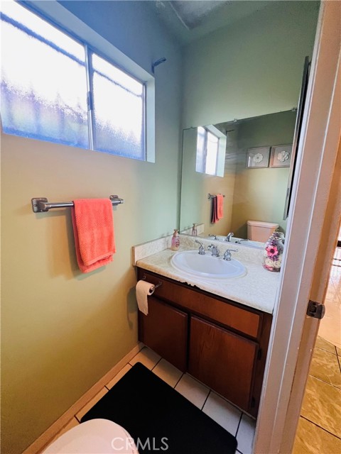 Detail Gallery Image 17 of 39 For 2019 E Piru St, Compton,  CA 90222 - 3 Beds | 1/1 Baths