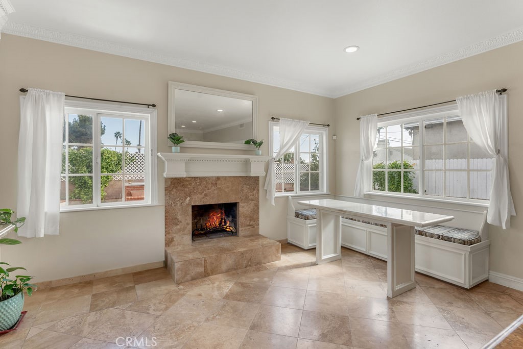 MLS #SB25276647 image #6