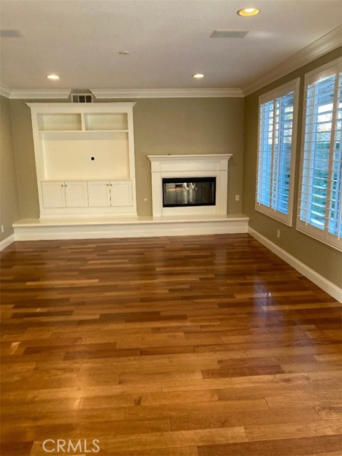 Detail Gallery Image 7 of 8 For 74 Pacific Crest, Irvine,  CA 92602 - 4 Beds | 3 Baths