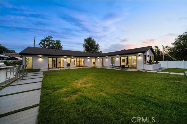 5702 Lubao Avenue, Woodland Hills CA: https://media.crmls.org/medias/0726ae07-a74d-4337-86ff-3c72c6e33d78.jpg