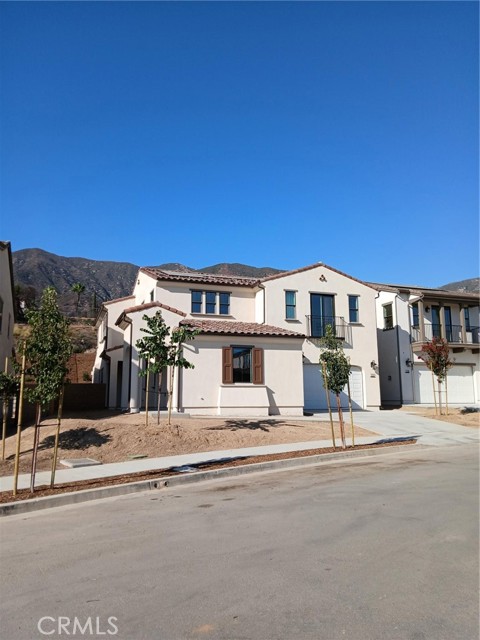 737 Via Arezzo Place, Altadena CA: https://media.crmls.org/medias/0726c31f-d7c2-4810-b7f9-359aa124fef7.jpg