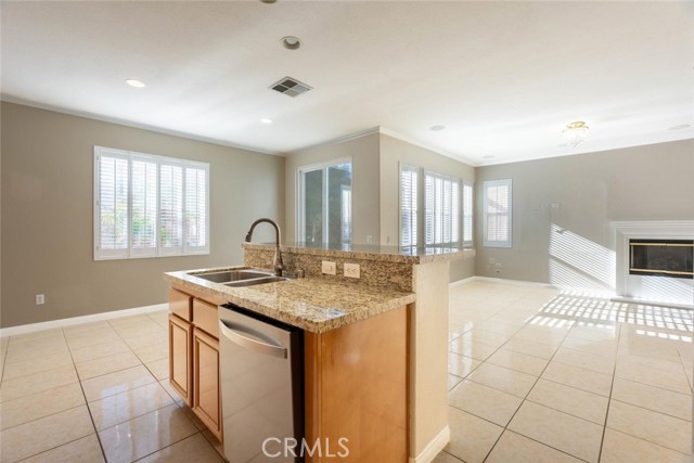 Detail Gallery Image 11 of 49 For 24142 Tango Dr, Valencia,  CA 91354 - 4 Beds | 2/1 Baths