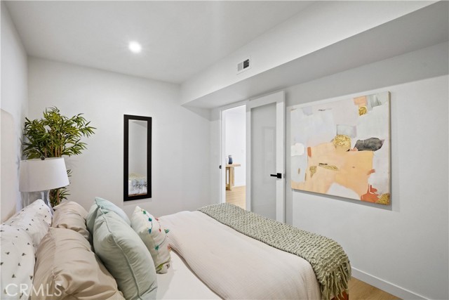 Detail Gallery Image 13 of 39 For 4647 Willis Ave #306,  Sherman Oaks,  CA 91403 - 2 Beds | 1 Baths