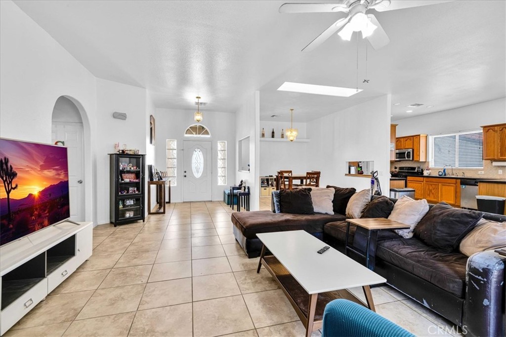 MLS #JT25245157 image #3