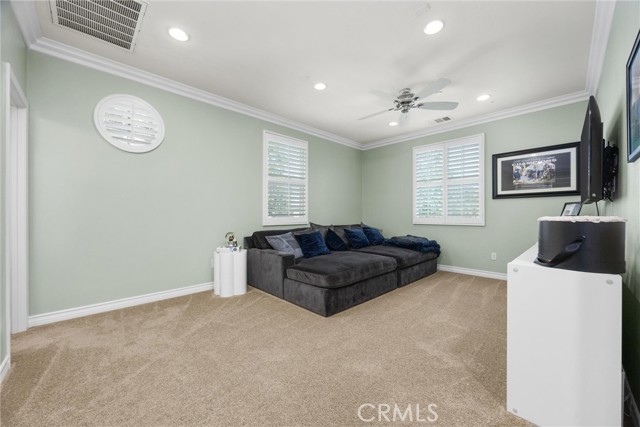 28537 Vista Del Rio Drive, Valencia CA: https://media.crmls.org/medias/0729365b-26f8-4e82-9b00-ef726deae5b5.jpg