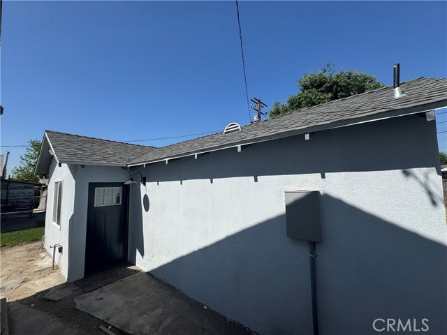 Detail Gallery Image 3 of 23 For 1278 Perris St, San Bernardino,  CA 92411 - 4 Beds | 2 Baths