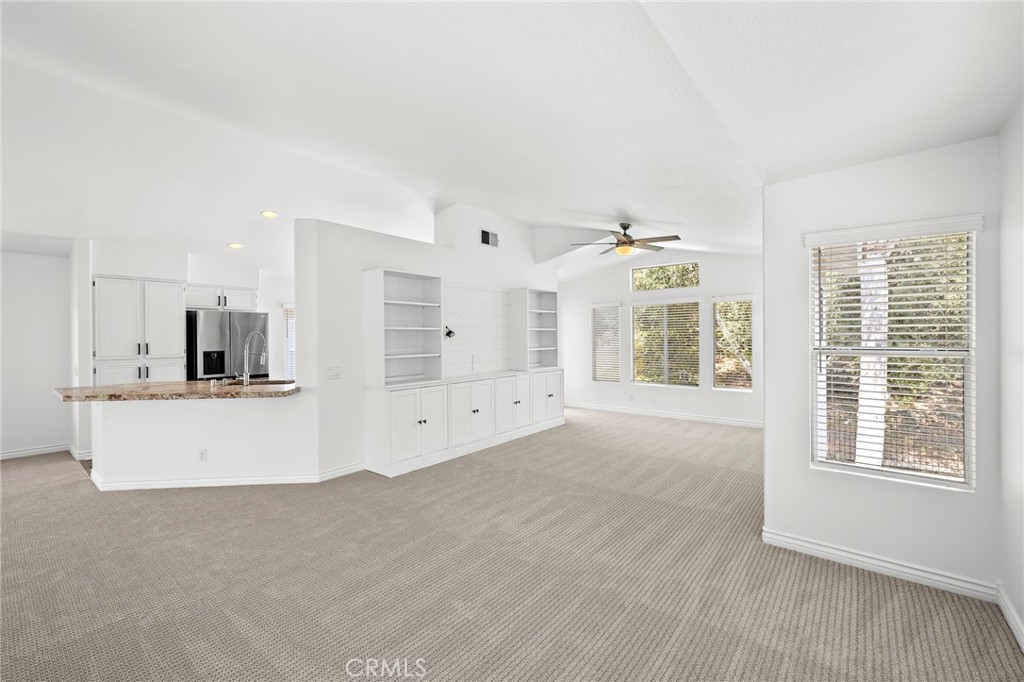 MLS #OC25229351 image #8