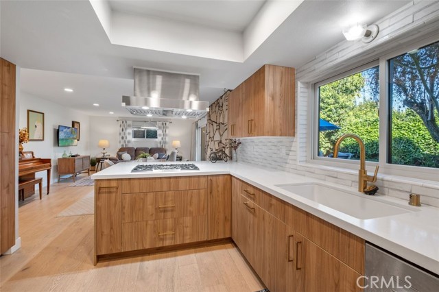 Detail Gallery Image 16 of 45 For 13822 Marquette St, Westminster,  CA 92683 - 5 Beds | 3 Baths