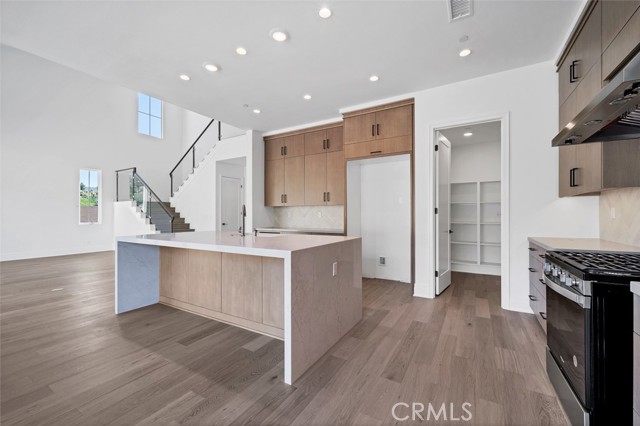 Detail Gallery Image 6 of 40 For 107 Dolcetto, Irvine,  CA 92602 - 4 Beds | 4/1 Baths