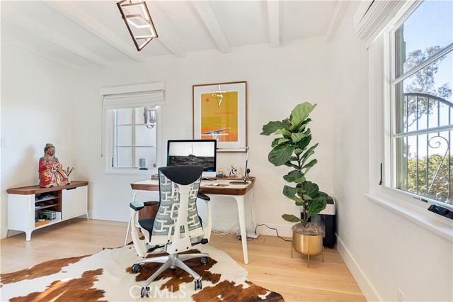 802 Rembrandt Drive, Laguna Beach CA: https://media.crmls.org/medias/072ba977-9a8a-4563-8e33-ec154f215d16.jpg