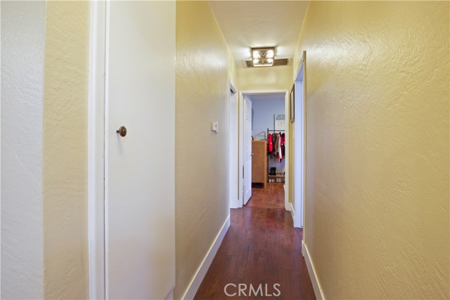 Image 29 of 46 For 2425 Heather Avenue