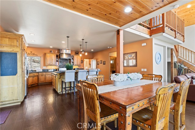 Detail Gallery Image 4 of 54 For 756 Brentwood Dr, Lake Arrowhead,  CA 92352 - 3 Beds | 3 Baths