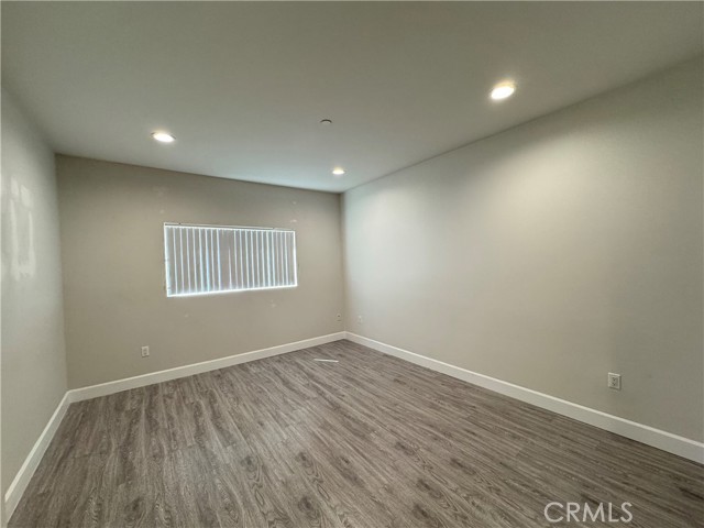 Detail Gallery Image 19 of 27 For 5432 Hermitage Ave #202,  Valley Village,  CA 91607 - 3 Beds | 2 Baths