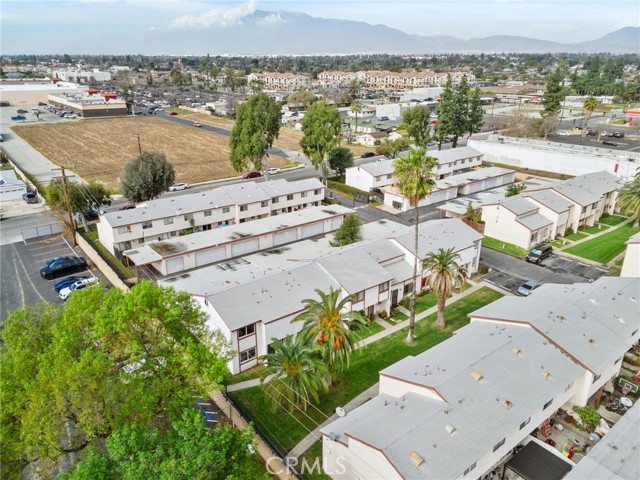 Detail Gallery Image 23 of 25 For 347 N Eucalyptus #24,  Rialto,  CA 92376 - 3 Beds | 2/1 Baths