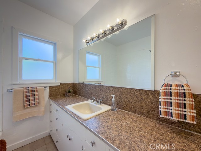 Detail Gallery Image 19 of 41 For 243 W 3rd Avenue, Chico,  CA 95926 - 3 Beds | 2 Baths