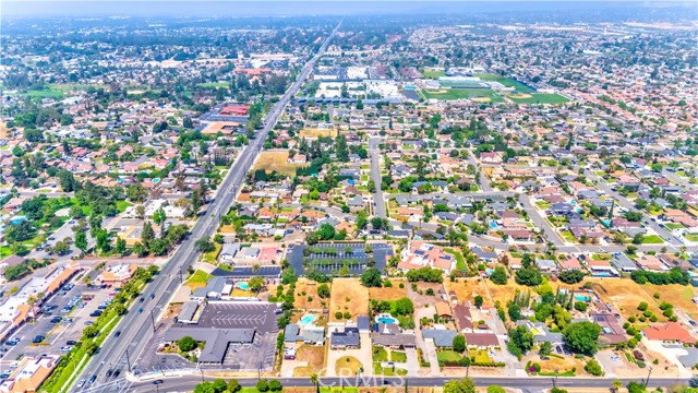 7236 Hellman Avenue, Rancho Cucamonga CA: https://media.crmls.org/medias/072d5bff-8f93-405f-9689-5556953b3422.jpg