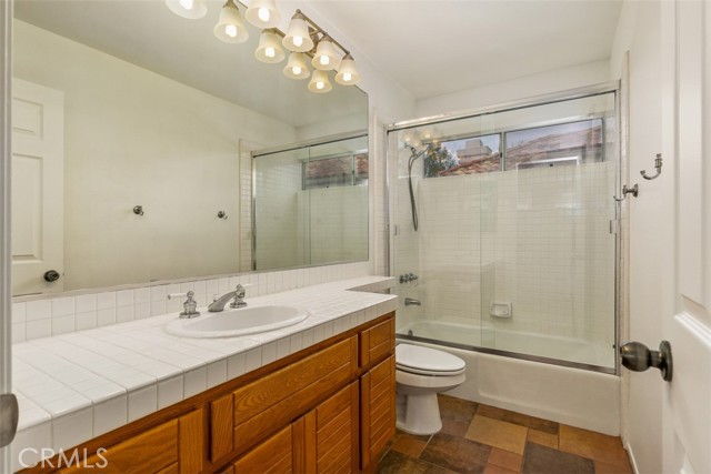 Detail Gallery Image 20 of 31 For 70 Shearwater, Newport Beach,  CA 92660 - 3 Beds | 2/1 Baths