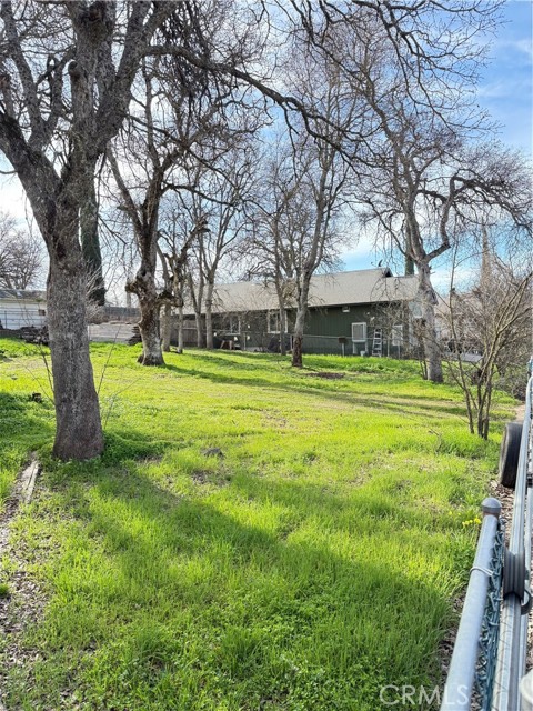 Detail Gallery Image 2 of 3 For 16183 33rd, Clearlake,  CA 95422 - 1 Beds | 1 Baths