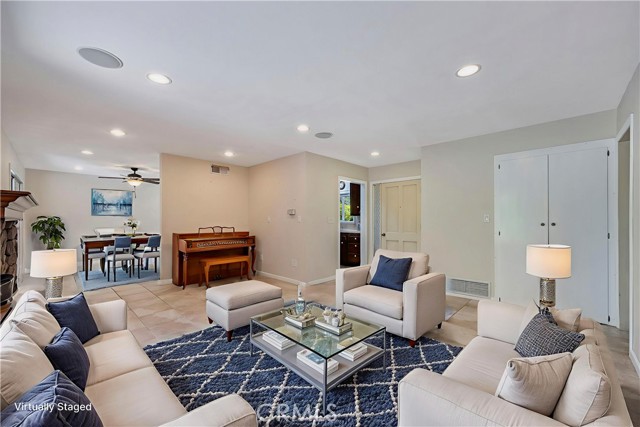 5347 E Bergh Drive, Anaheim Hills CA: https://media.crmls.org/medias/072f6f19-ba2b-48b3-b9fa-fd596cfb45bf.jpg