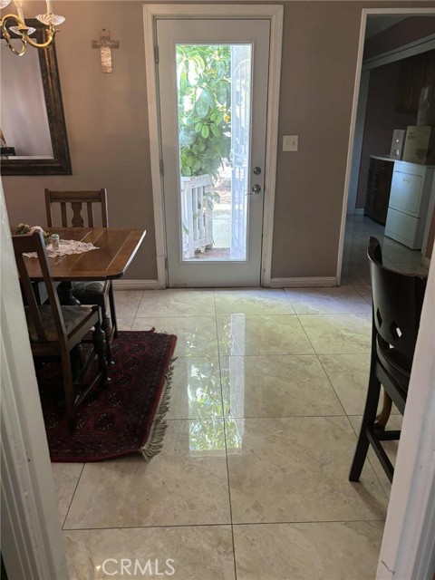 Detail Gallery Image 15 of 28 For 19937 Parthenia St, Northridge,  CA 91324 - 3 Beds | 2 Baths