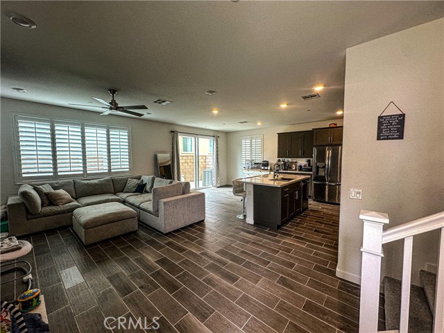 Detail Gallery Image 19 of 34 For 16281 Castello Ln #2,  Fontana,  CA 92336 - 3 Beds | 2/1 Baths