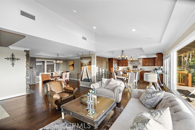 Detail Gallery Image 9 of 67 For 1542 La Loma, North Tustin,  CA 92705 - 3 Beds | 4/1 Baths