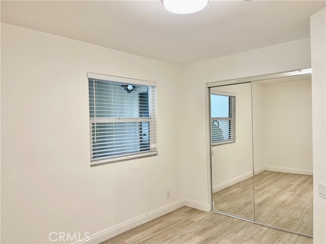 352 Y Place, Laguna Beach CA: https://media.crmls.org/medias/07321350-fd4c-4fd8-ab05-c8b785a0b6b2.jpg