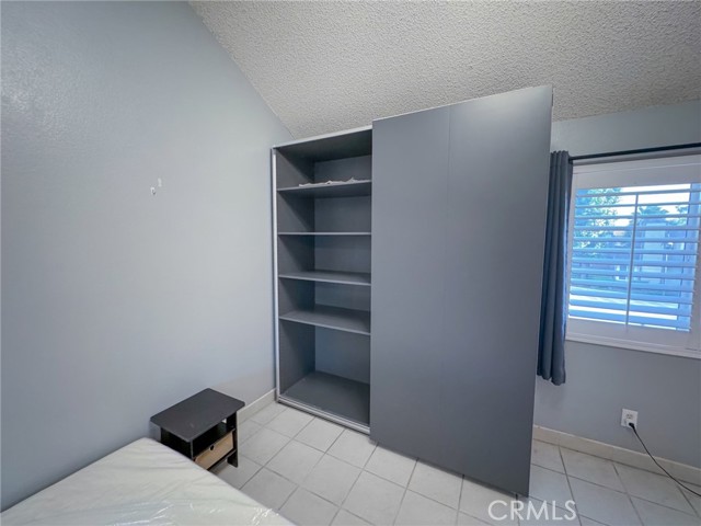 Detail Gallery Image 8 of 18 For 2818 Oak Creek Dr #C,  Ontario,  CA 91761 - 2 Beds | 2/1 Baths