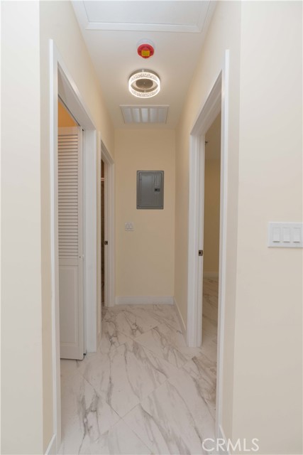Detail Gallery Image 6 of 13 For 536 Myrtle St a,  Glendale,  CA 91203 - 1 Beds | 1 Baths