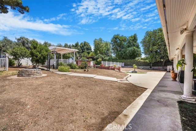 Detail Gallery Image 26 of 36 For 13720 Woodcock Avenue, Sylmar,  CA 91342 - 4 Beds | 3 Baths