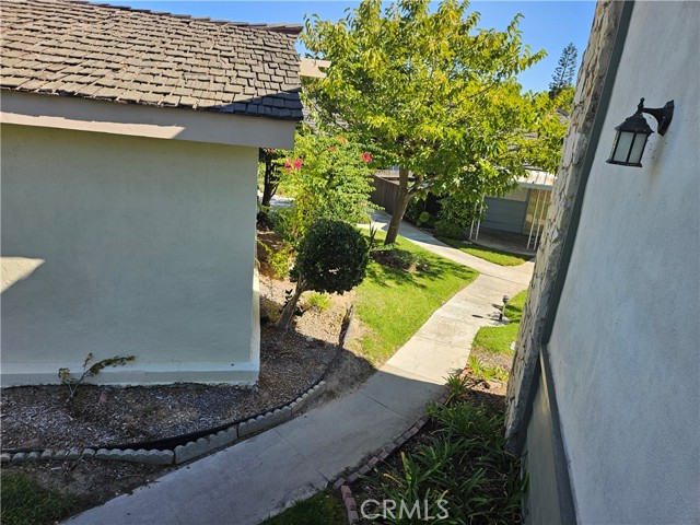 Detail Gallery Image 36 of 39 For 22959 Nadine Cir #B,  Torrance,  CA 90505 - 2 Beds | 1/1 Baths