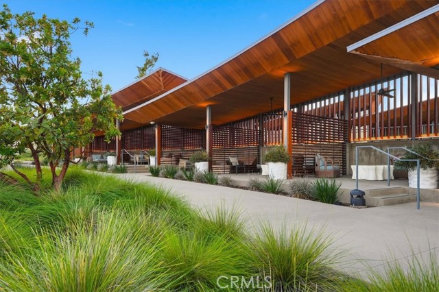 Detail Gallery Image 30 of 47 For 27323 Seven Oaks Ln, Valencia,  CA 91381 - 3 Beds | 3/1 Baths