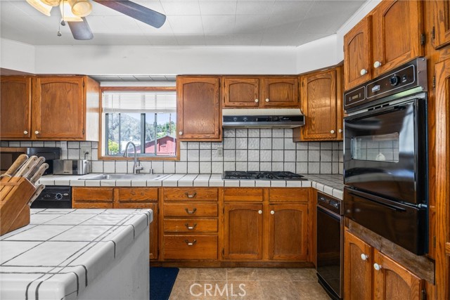 4111 Grant Trail, Frazier Park CA: https://media.crmls.org/medias/07376528-6e7d-4730-a0ea-9f053a0321c0.jpg