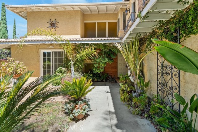 19259 Ludlow St., Porter Ranch CA: https://media.crmls.org/medias/073917d1-e80c-4355-b7a2-b2154e735ca4.jpg
