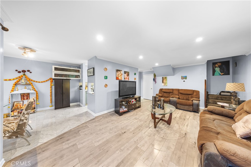 121 Sinclair Avenue #225