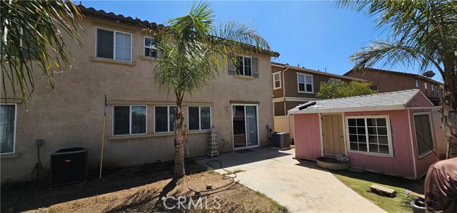 Detail Gallery Image 7 of 17 For 3132 Clapper St, Perris,  CA 92571 - 5 Beds | 3 Baths
