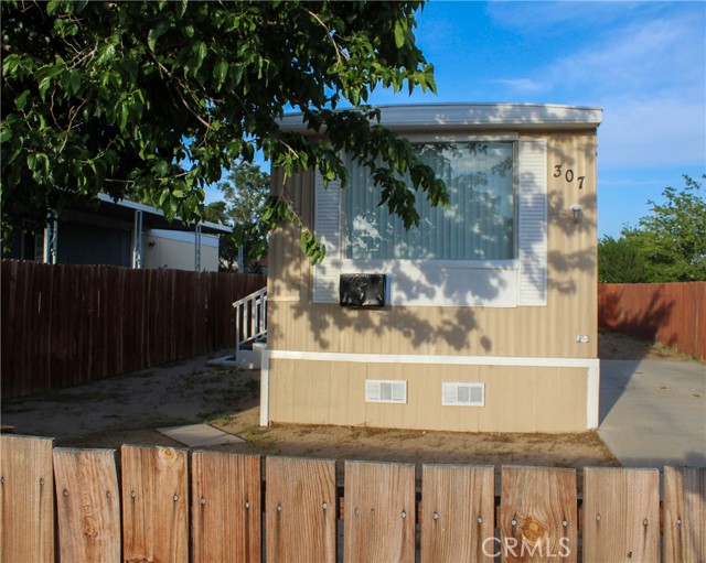 Detail Gallery Image 1 of 13 For 3300 15th St #307,  Rosamond,  CA 93560 - 2 Beds | 1 Baths