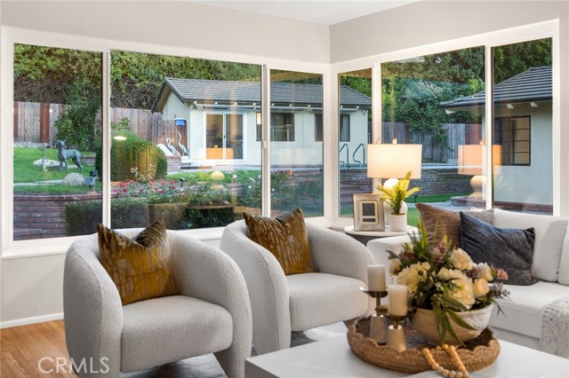 1260 Oakhaven Lane, Arcadia CA: https://media.crmls.org/medias/073c9c83-e8d5-4b82-b680-627922f10d7d.jpg