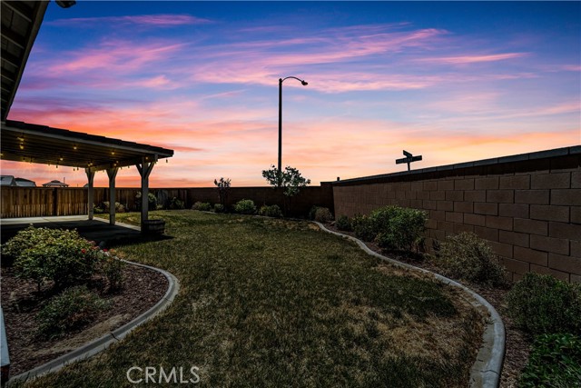 Detail Gallery Image 33 of 38 For 3932 Birchwood Ave, Rosamond,  CA 93560 - 4 Beds | 3 Baths