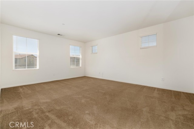 4 Bed Home for Sale in Saugus, California